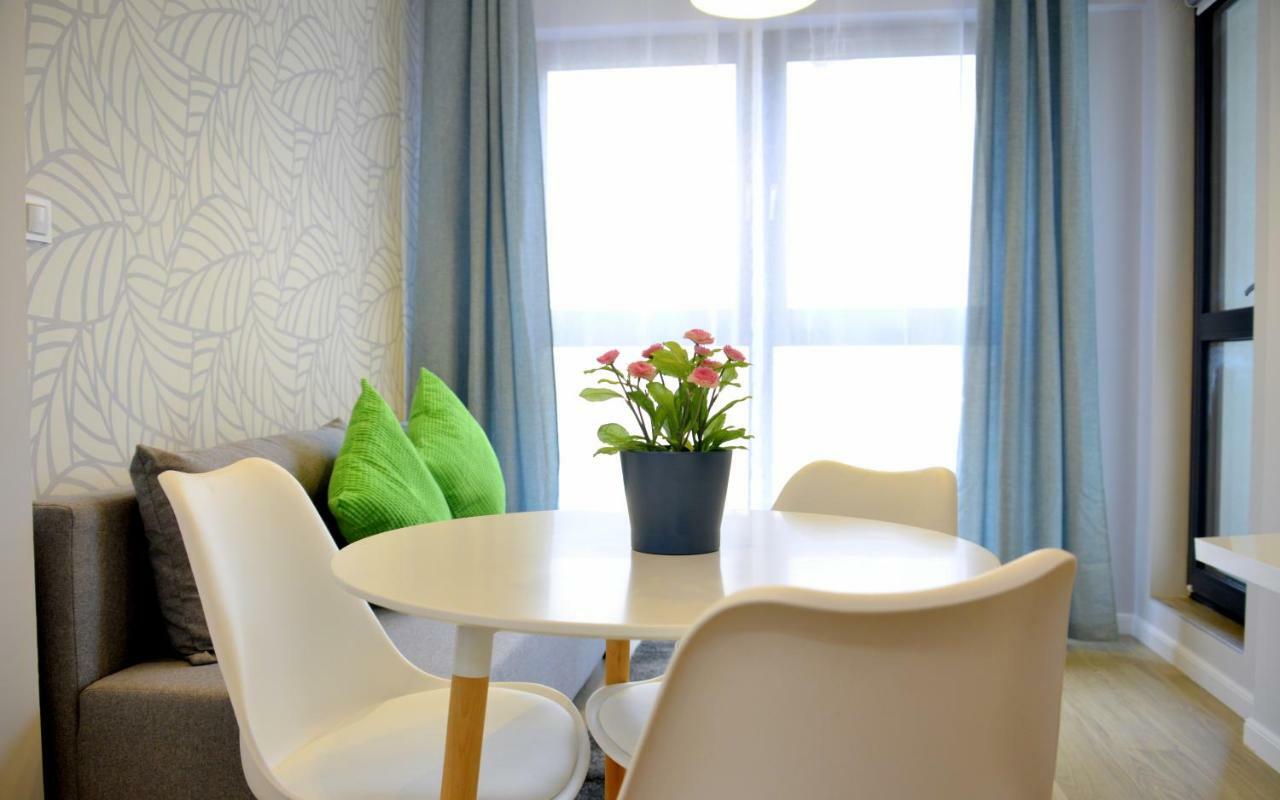 Chlodna Apartment By Your Freedom Варшава Екстер'єр фото